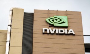 一个月蒸发8000亿美元，英伟达“市值神话”为何被谷歌击穿？